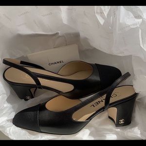 Chanel slingback